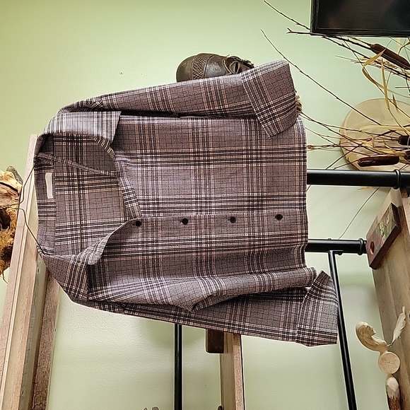 NWOT Oak + Fort button down, cropped length, off shoulder design. Med. Playful. - Picture 4 of 11